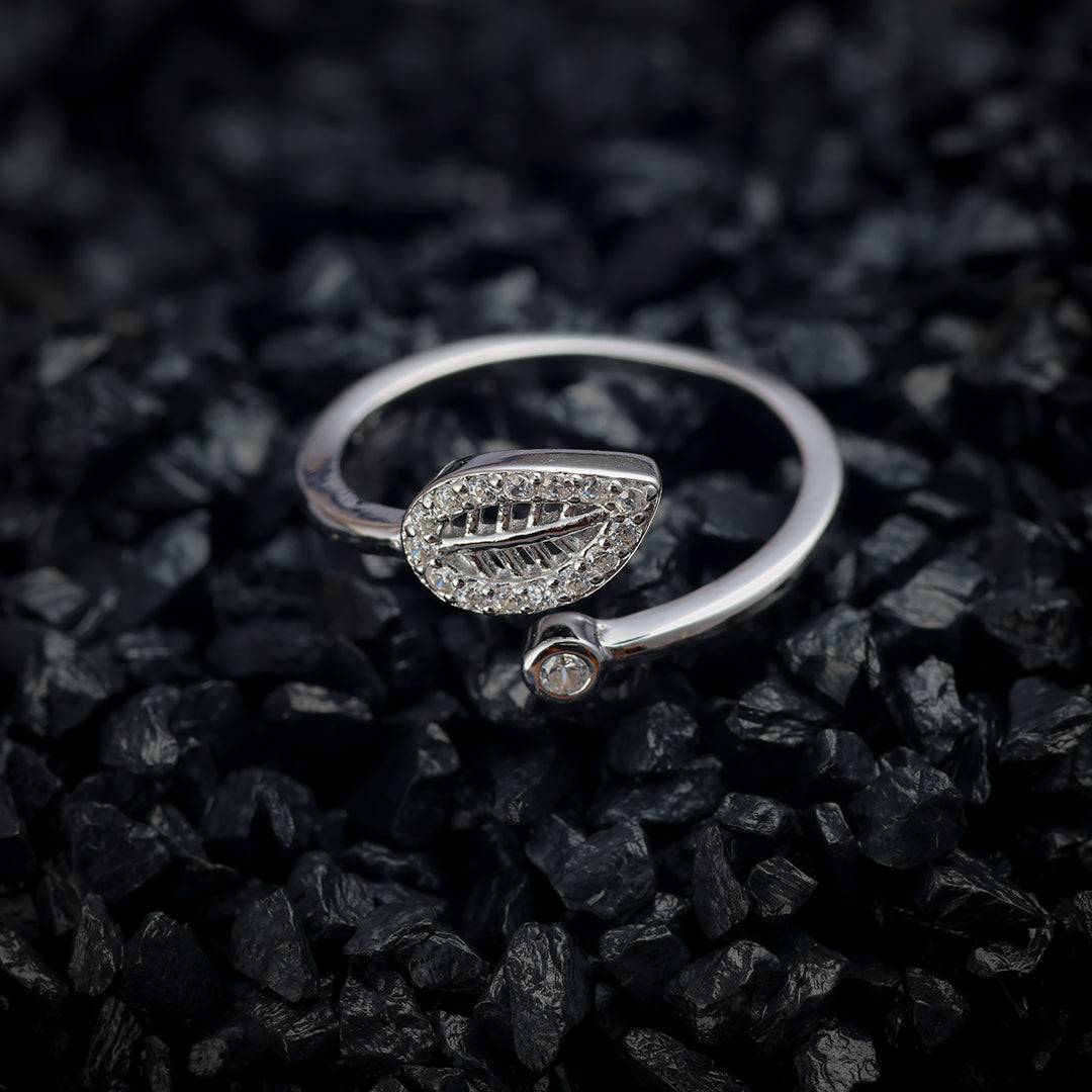 Dewdrop and Leaf Silver Ring For Women