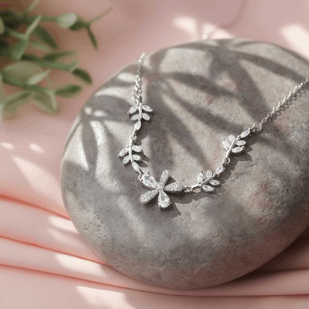 Elaris Silver Necklace For Women