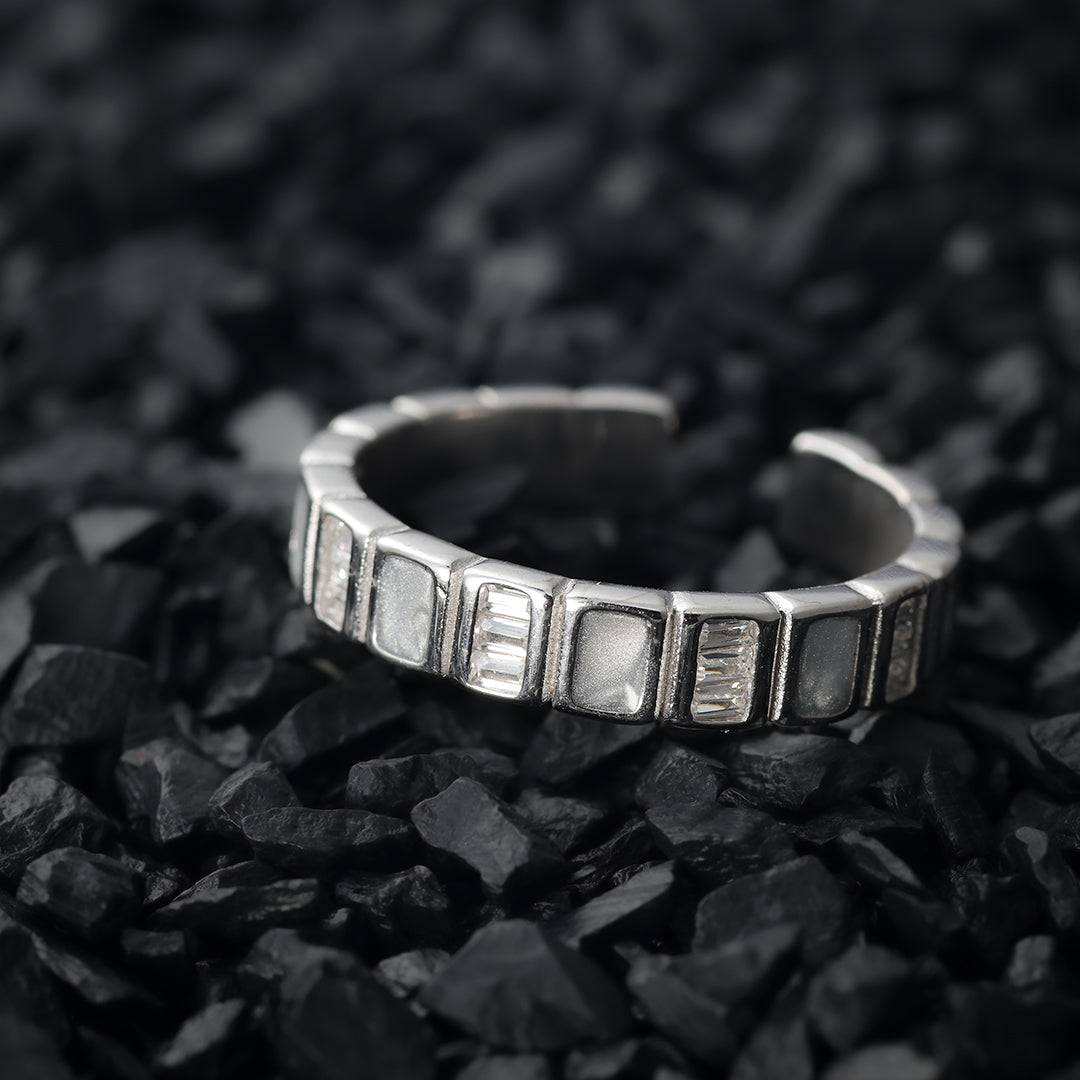 Urban Baguette Silver Ring