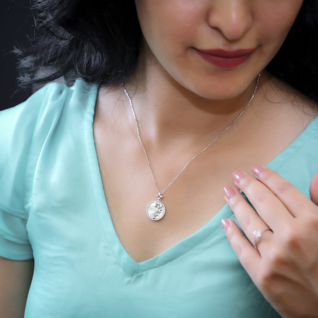Elowen Bloom Silver Necklace