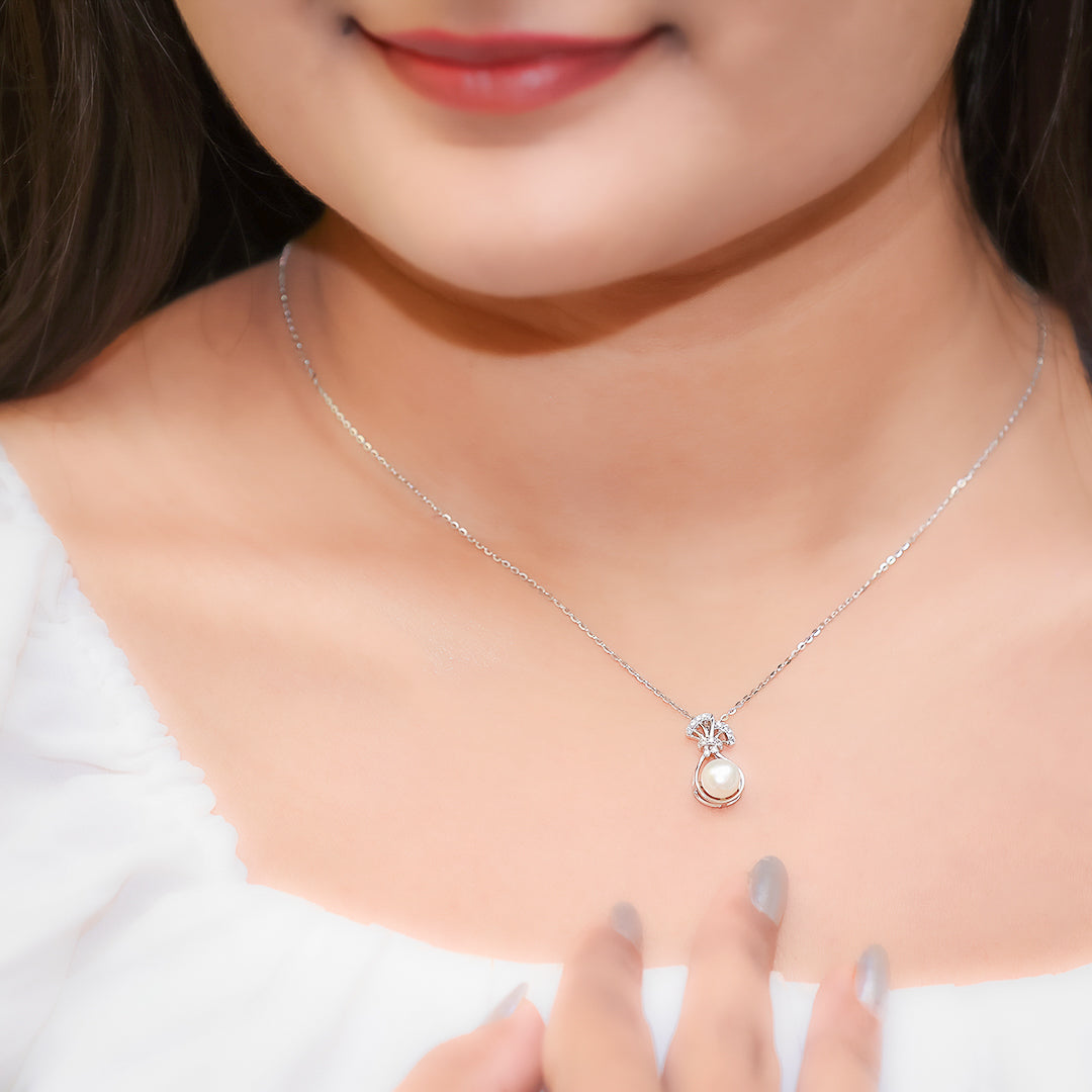 Silver Pearl Pendant and Chain Amishka Jewels
